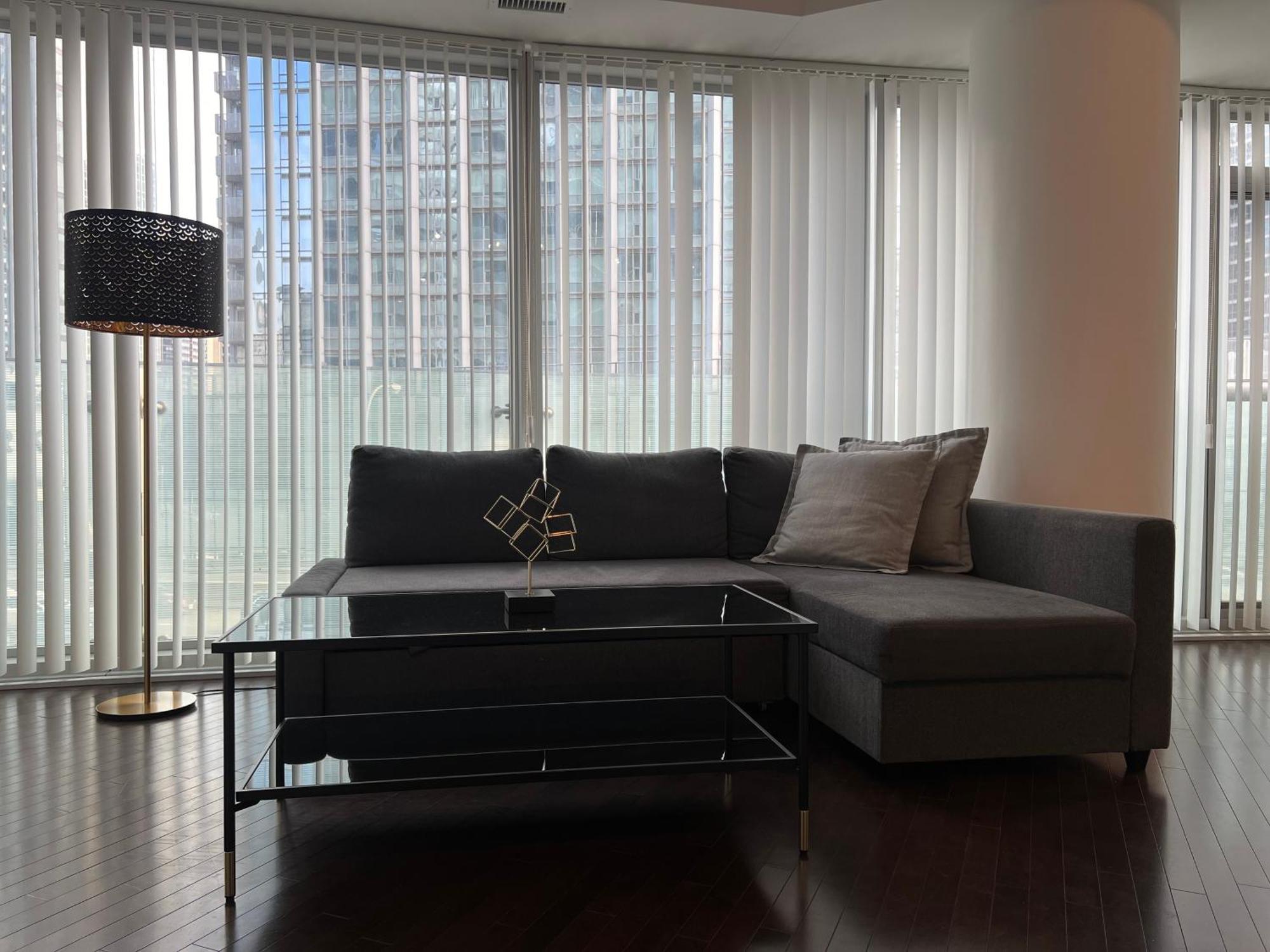 Grand Royal Suites Toronto Exteriör bild