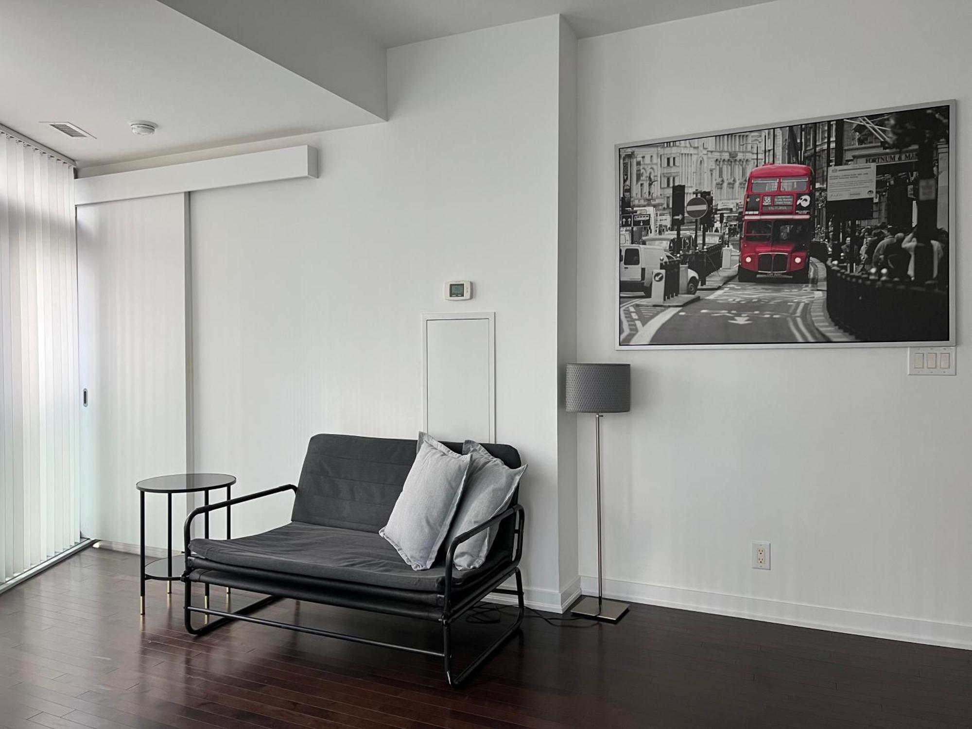 Grand Royal Suites Toronto Rum bild
