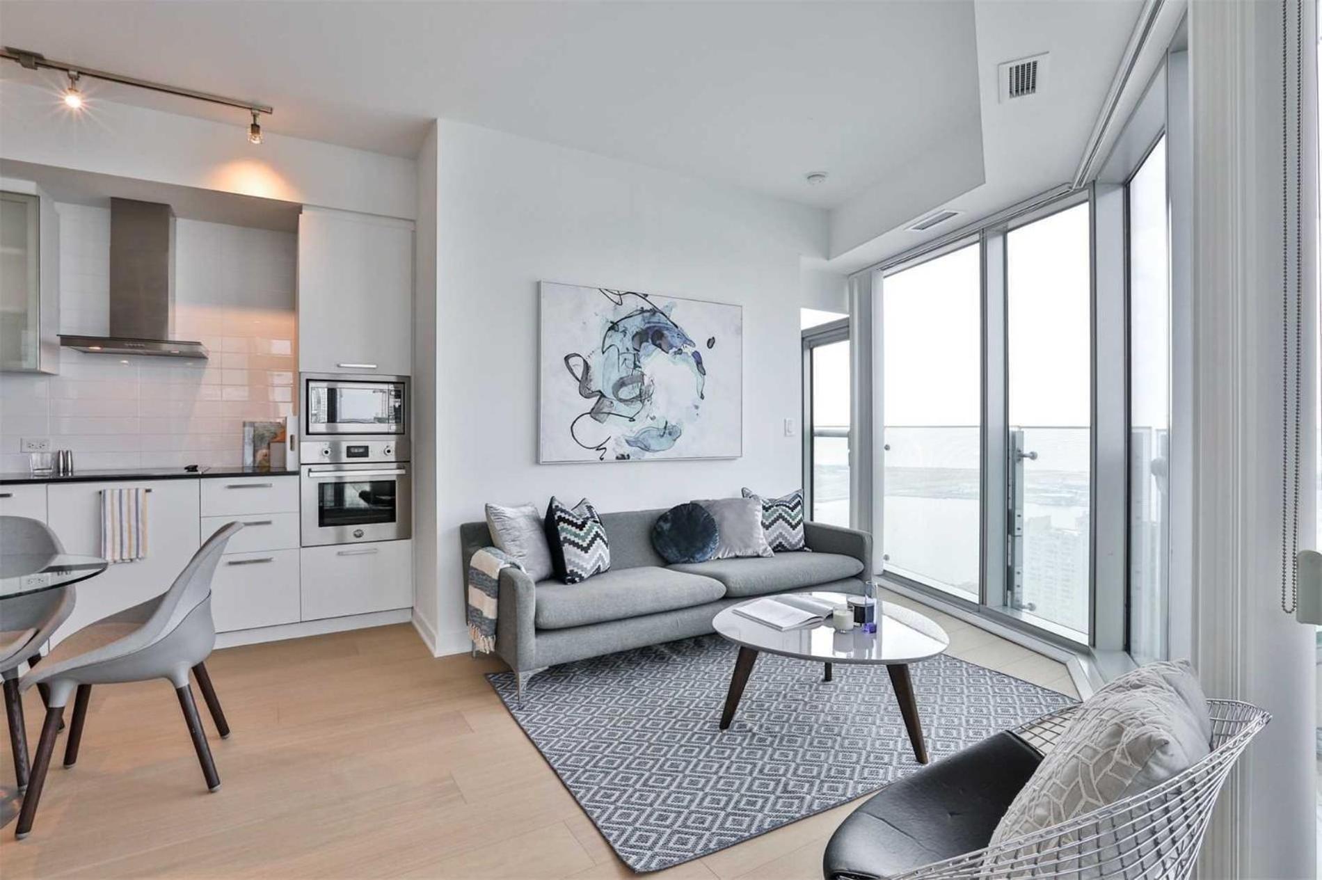 Grand Royal Suites Toronto Exteriör bild