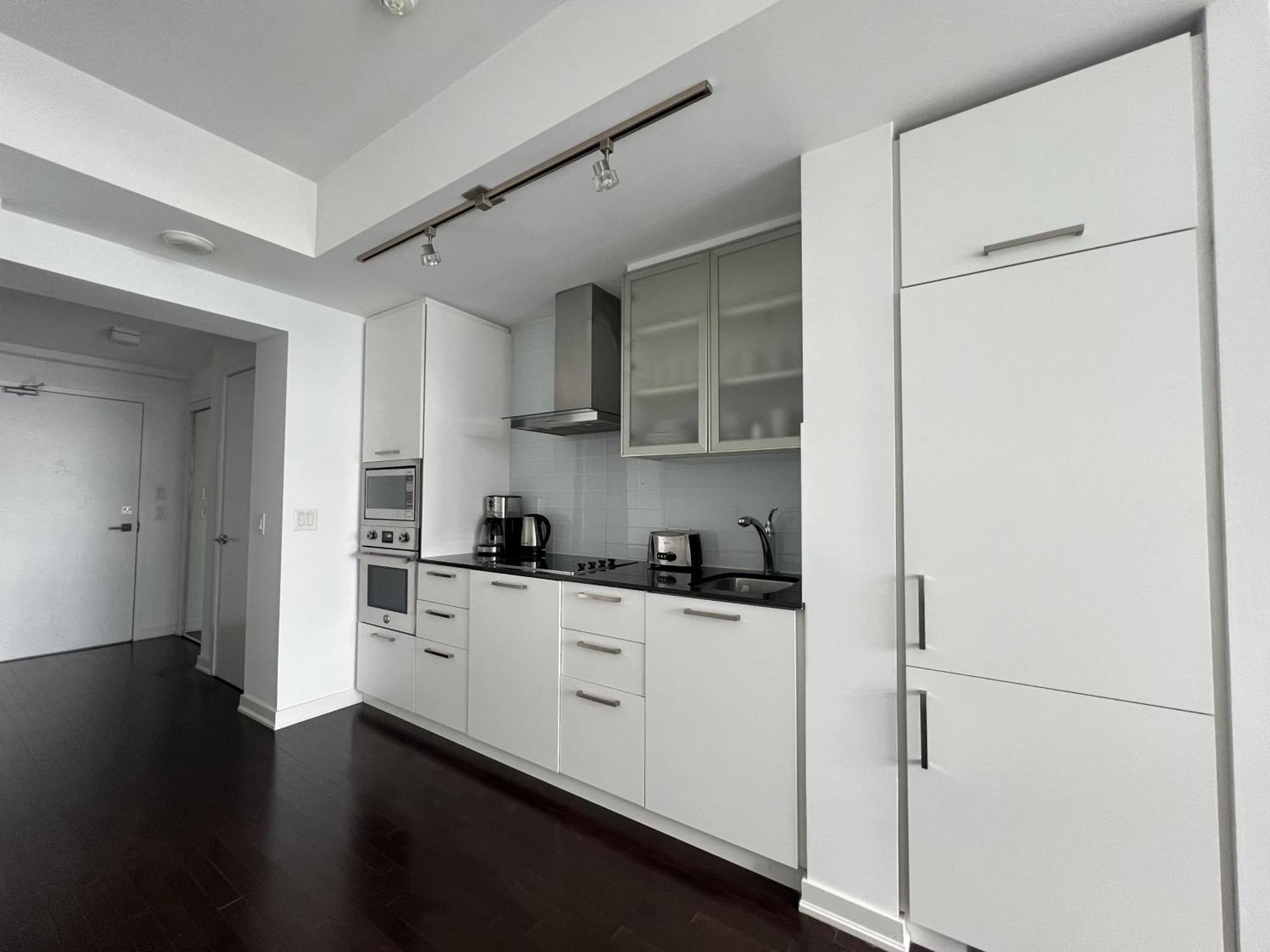 Grand Royal Suites Toronto Exteriör bild